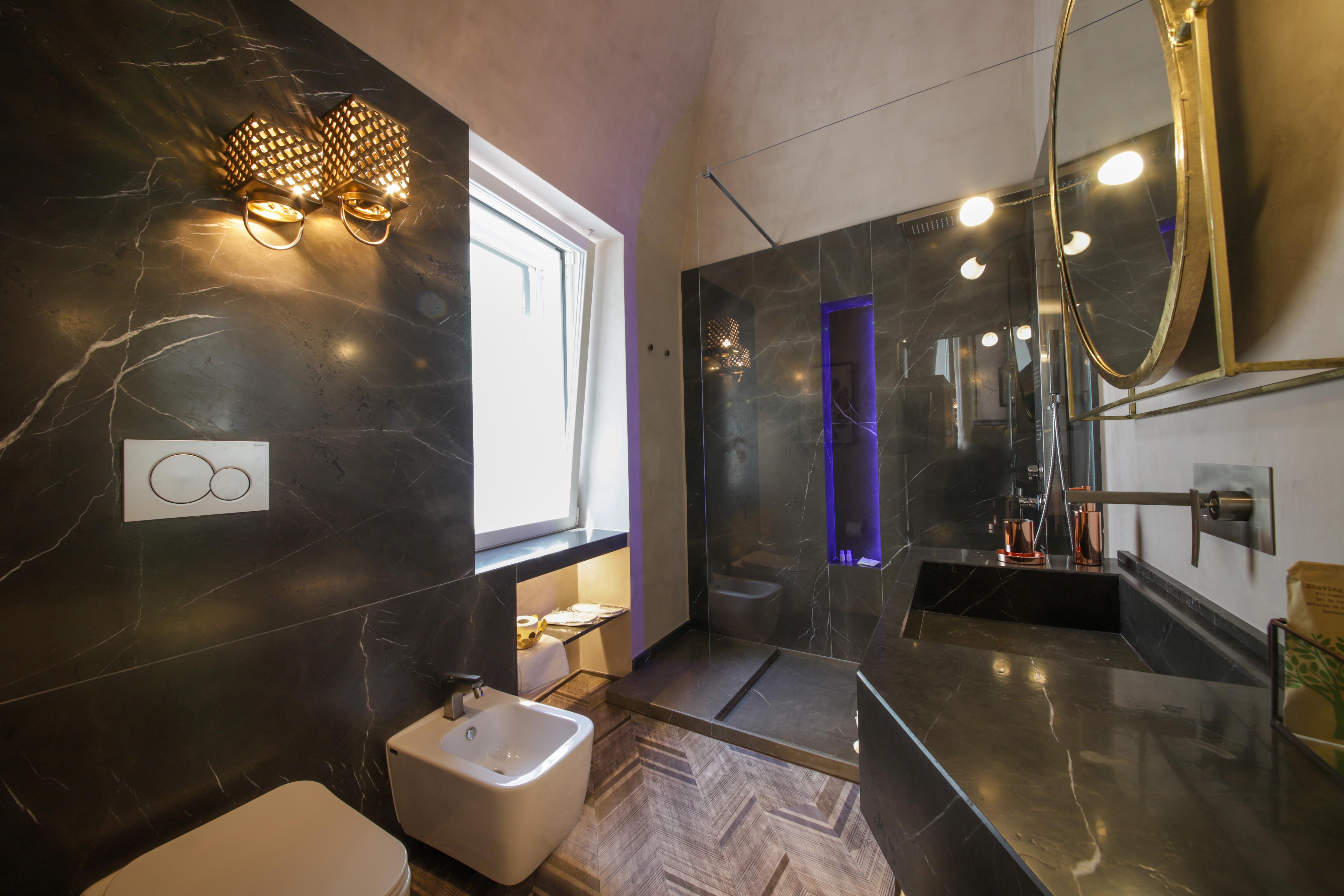 Al Console Luxury Suite โมโนโปลี ภายนอก รูปภาพ