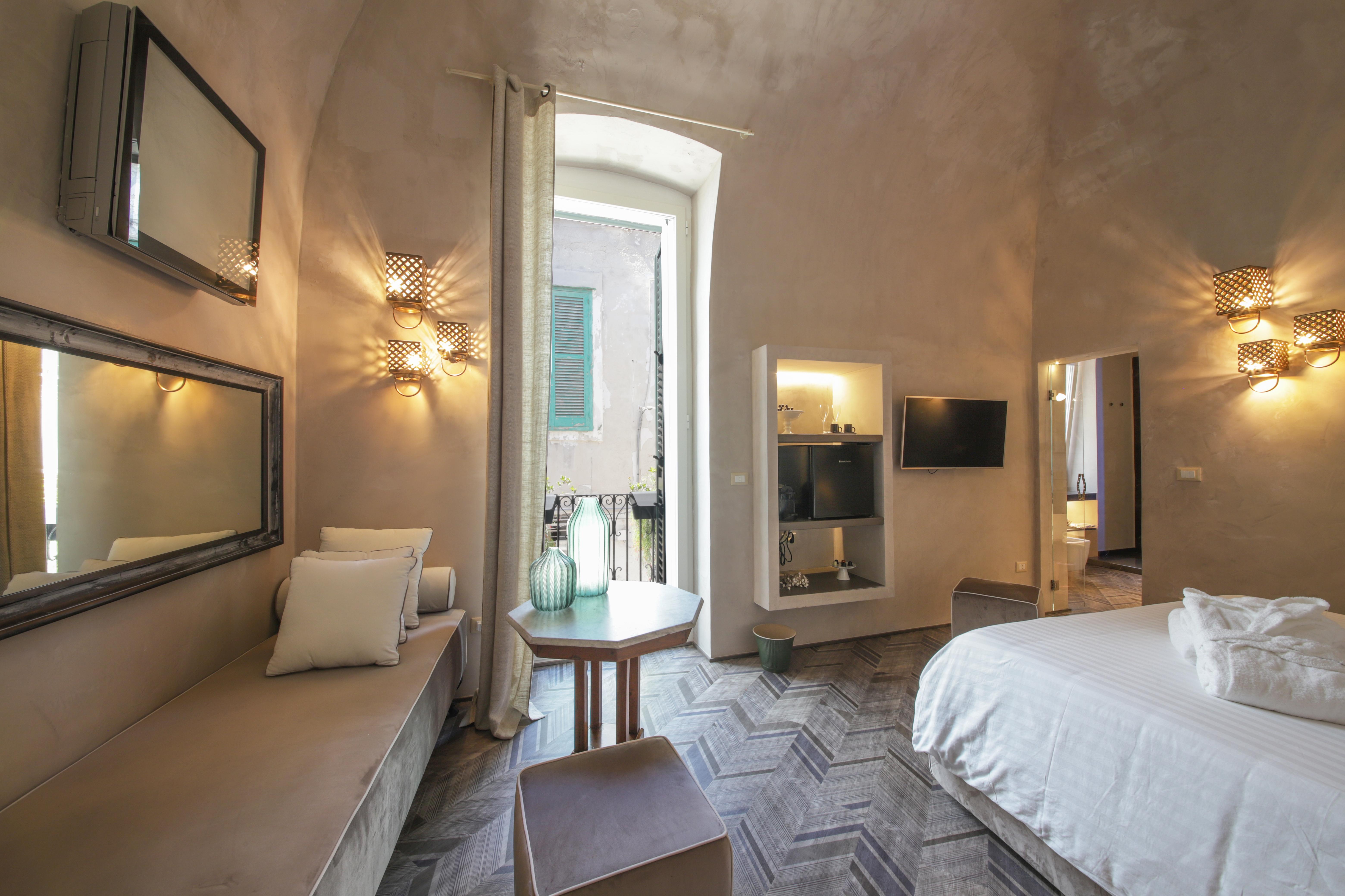 Al Console Luxury Suite โมโนโปลี ภายนอก รูปภาพ